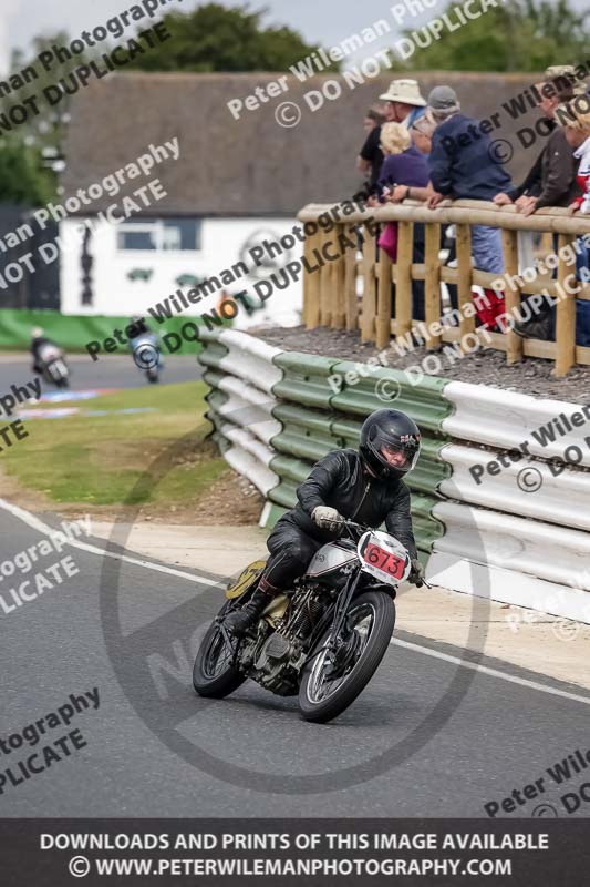 Vintage motorcycle club;eventdigitalimages;mallory park;mallory park trackday photographs;no limits trackdays;peter wileman photography;trackday digital images;trackday photos;vmcc festival 1000 bikes photographs